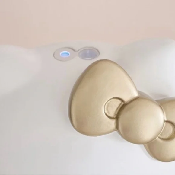 Hello Kitty Pottery Barn White Projector Night Light-NWOT - Picture 7 of 8